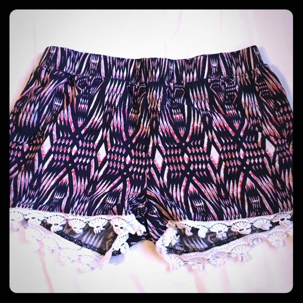 Patterned shorts